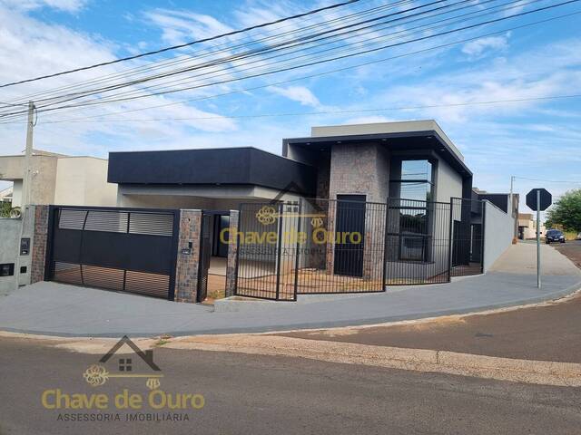 #220 - Casa para Venda em Jales - SP - 1